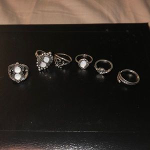 Set of 6 silver rings
